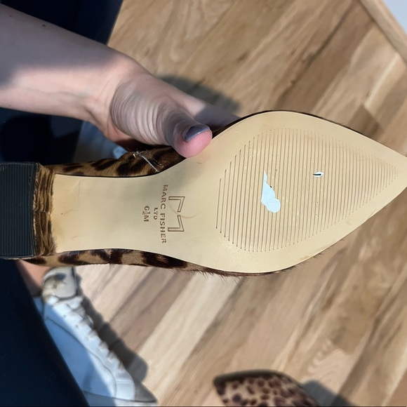 NWOT Marc Fisher Ulani Leopard Booties - Picture 3 of 6